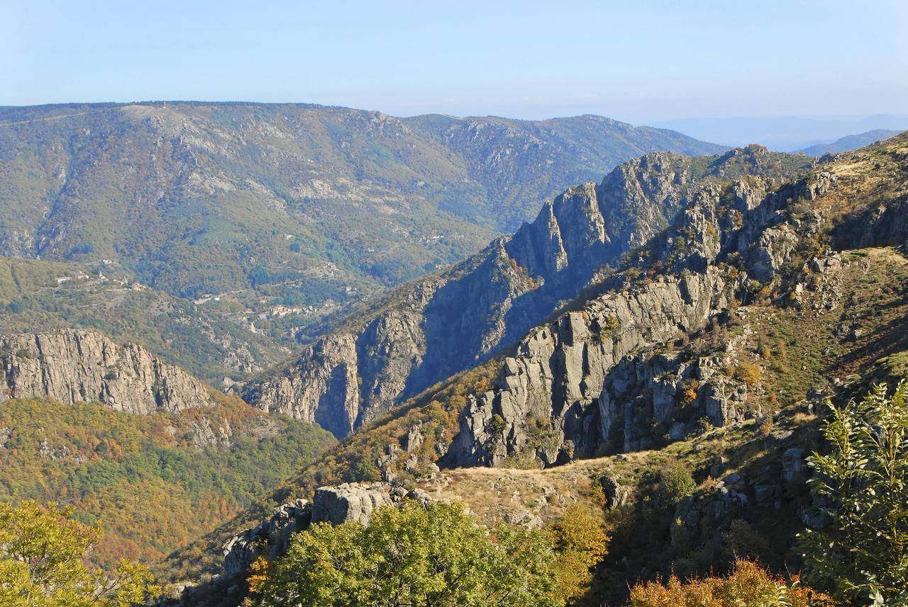 Logis Hotel Restaurant Des Gorges Du Tarn Florac المظهر الخارجي الصورة